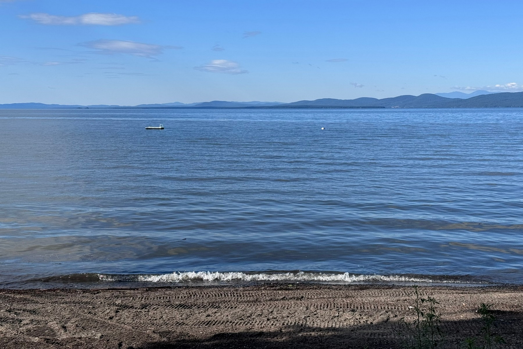  1333 Colchester Point Road - 物件實景
