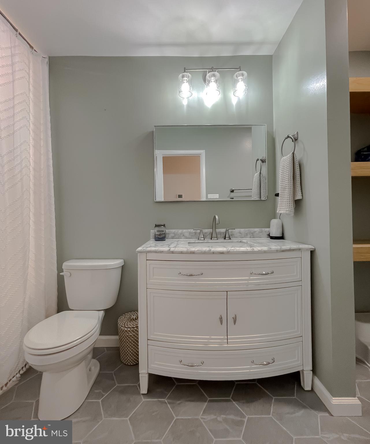 Hollywood, Maryland, 20636, United States, 3 Bedrooms Bedrooms, ,2 BathroomsBathrooms,Residential,For Sale,1978416