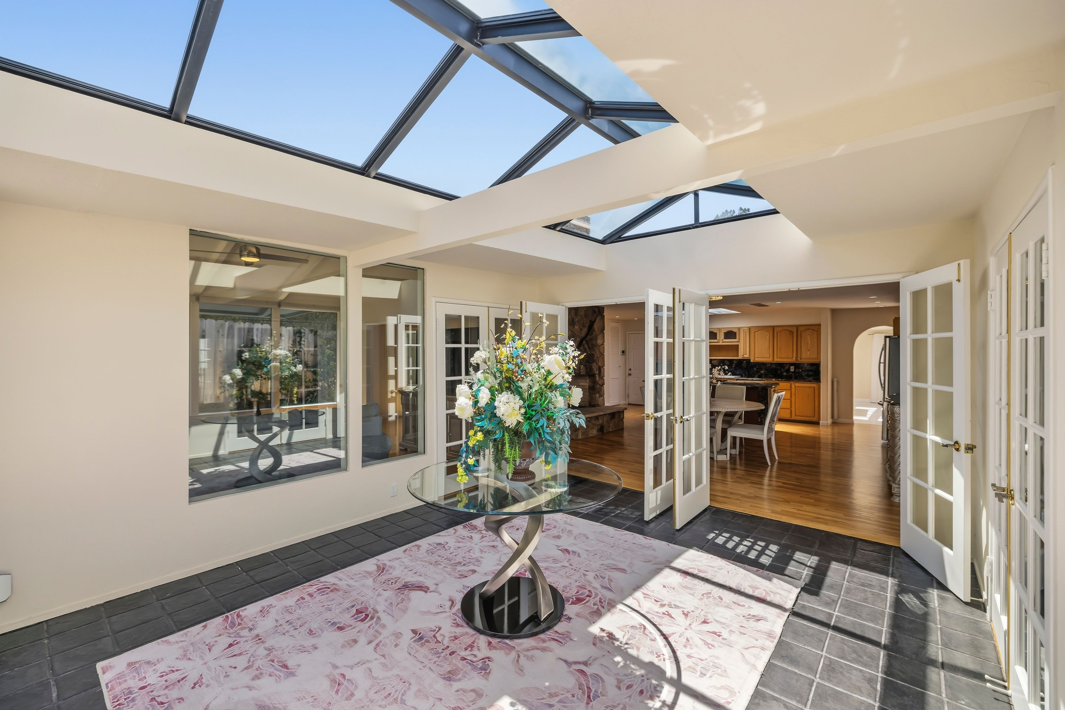  2110 Messina Place, Monterey - 物件實景