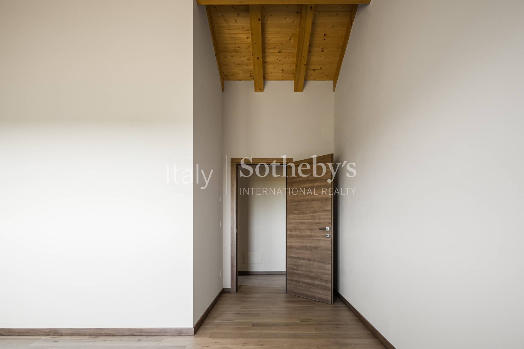  Newly built villa certified high-efficiency with park - 物件實景
