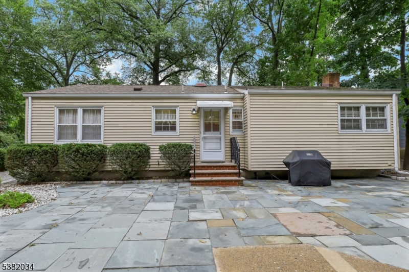 Ridgewood Village, New Jersey, 07450, United States, 3 Bedrooms Bedrooms, ,1 BathroomBathrooms,Residential,For Sale,1940435