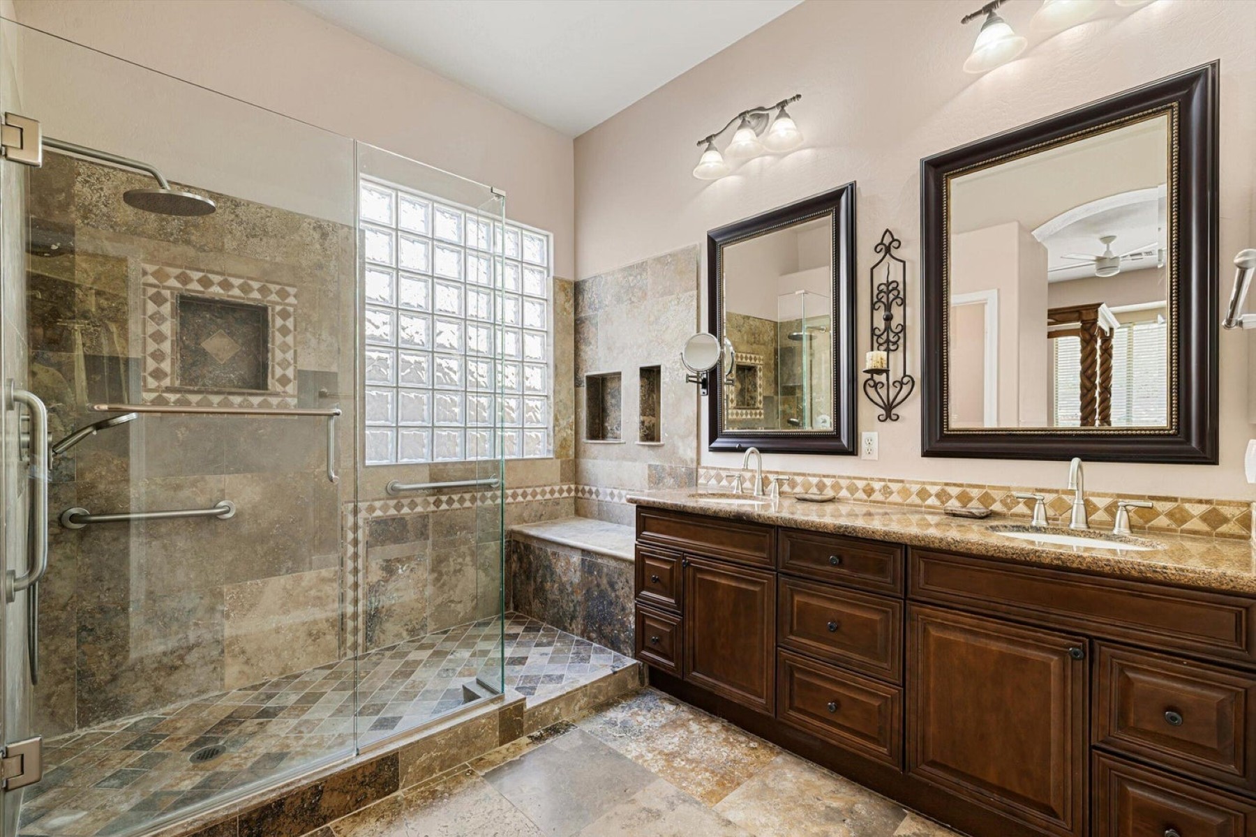  10614 E Meadowhill Drive ¦ Scottsdale, AZ - 物件實景