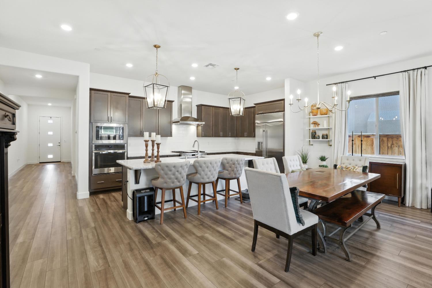 Sacramento, California, 95835, United States, 4 Bedrooms Bedrooms, ,3 BathroomsBathrooms,Residential,For Sale,1890575