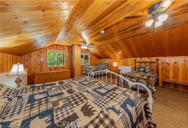 Yosemite, California, 95389, United States, 5 Bedrooms Bedrooms, ,4 BathroomsBathrooms,Residential,For Sale,1981132