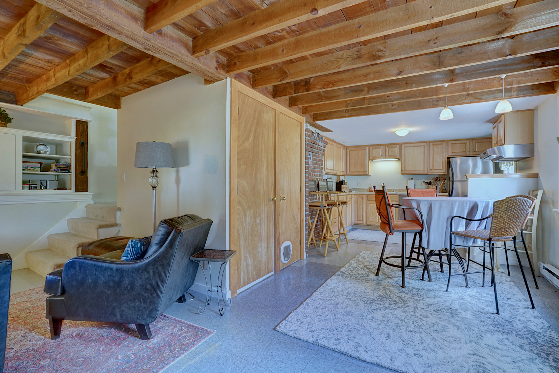  163 Winnicutt Road, Stratham NH - 物件實景