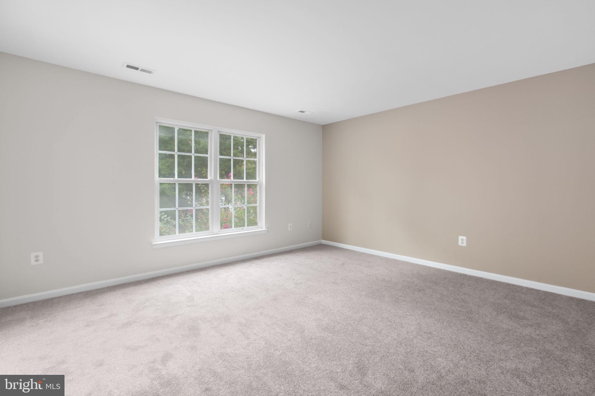 Dumfries, Virginia, 22026, United States, 4 Bedrooms Bedrooms, ,4 BathroomsBathrooms,Residential,For Sale,1977834