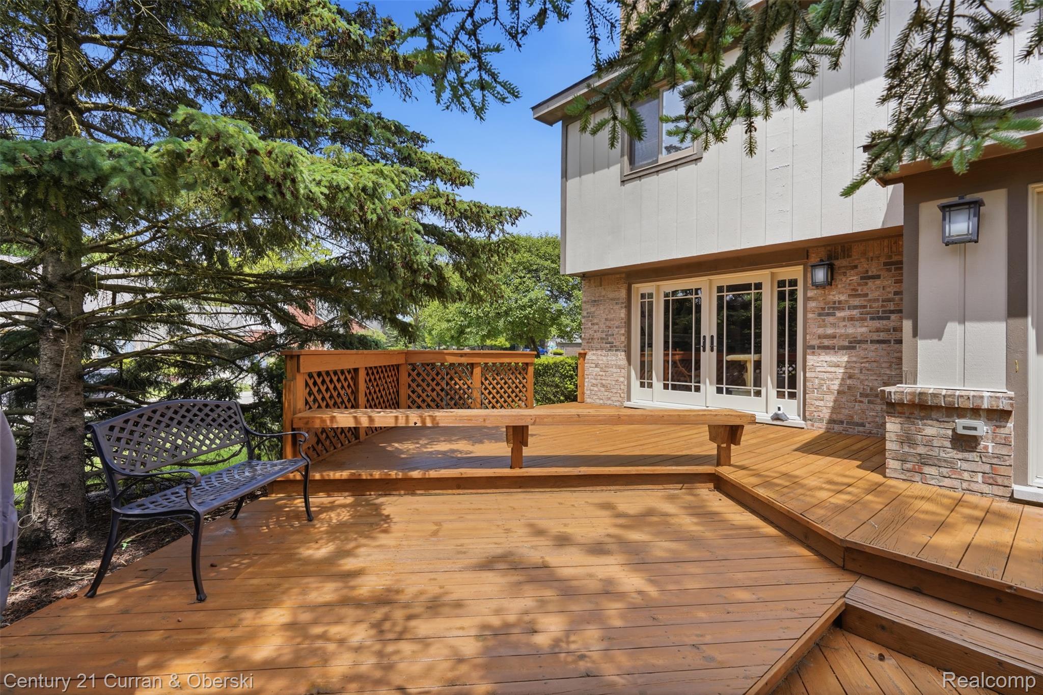 Farmington Hills, Michigan, 48331, United States, 4 Bedrooms Bedrooms, ,4 BathroomsBathrooms,Residential,For Sale,2048985