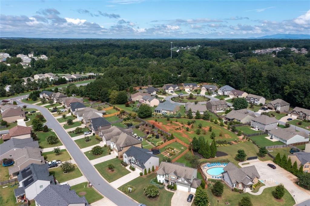 Cumming, Georgia, 30028, United States, 5 Bedrooms Bedrooms, ,3 BathroomsBathrooms,Residential,For Sale,1916746