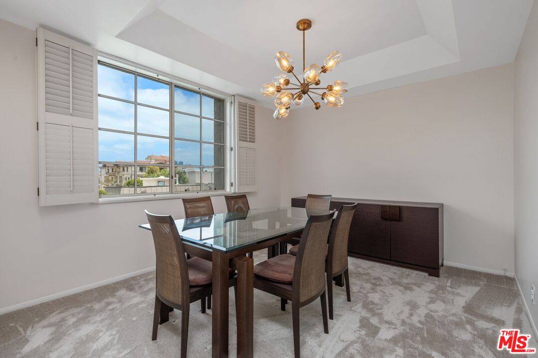 Los Angeles, California, 90024, United States, 2 Bedrooms Bedrooms, ,2 BathroomsBathrooms,Residential,For Sale,1876383