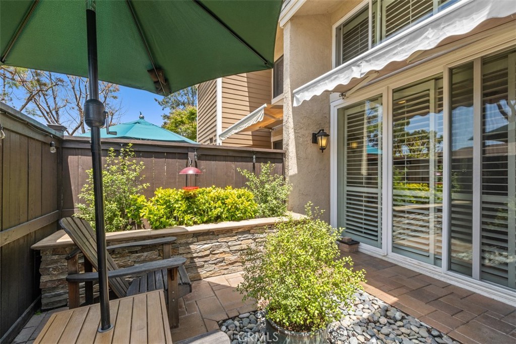 Irvine, California, 92620, United States, 1 Bedroom Bedrooms, ,2 BathroomsBathrooms,Residential,For Sale,1906882
