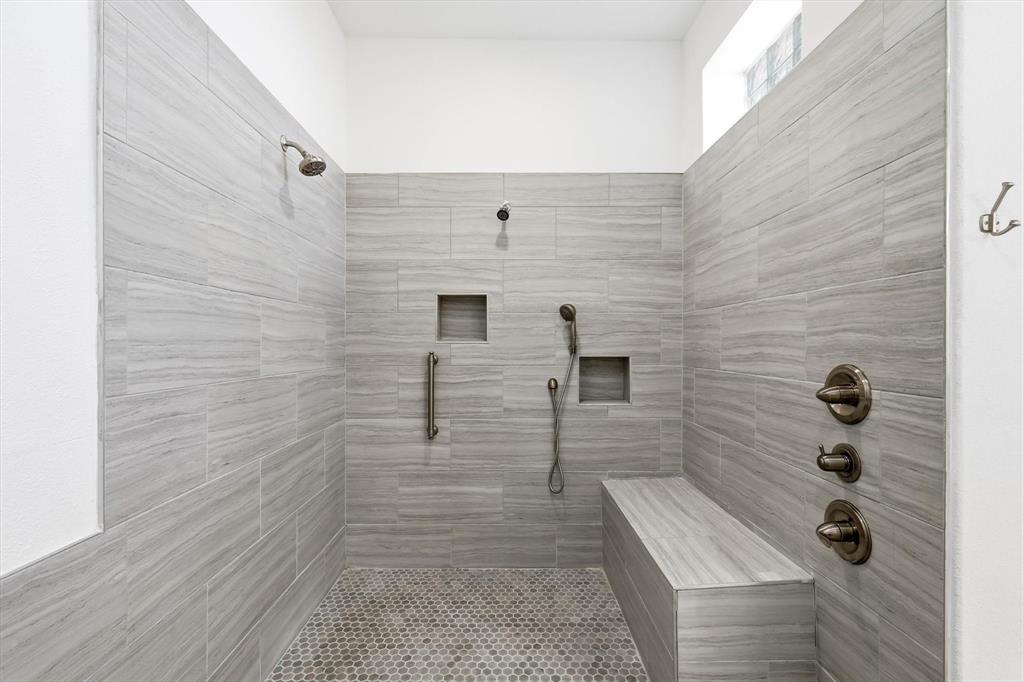 Cedar Hill, Texas, 75104, United States, 3 Bedrooms Bedrooms, ,3 BathroomsBathrooms,Residential,For Sale,2019562