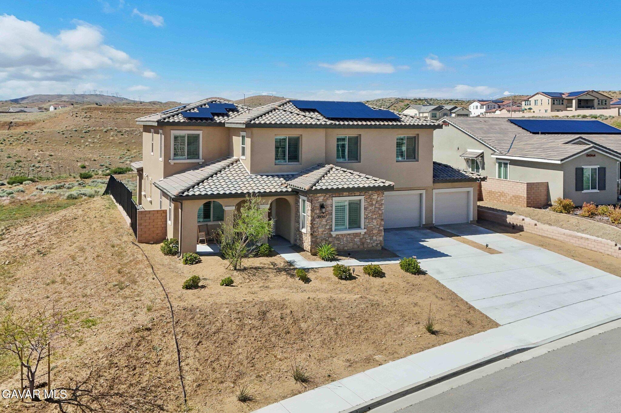 Palmdale, California, 93551, United States, 4 Bedrooms Bedrooms, ,4 BathroomsBathrooms,Residential,For Sale,2033193