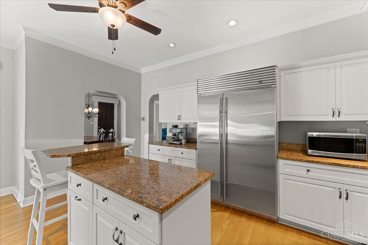 Cincinnati, Ohio, 45226, United States, 3 Bedrooms Bedrooms, ,2 BathroomsBathrooms,Residential,For Sale,1911951
