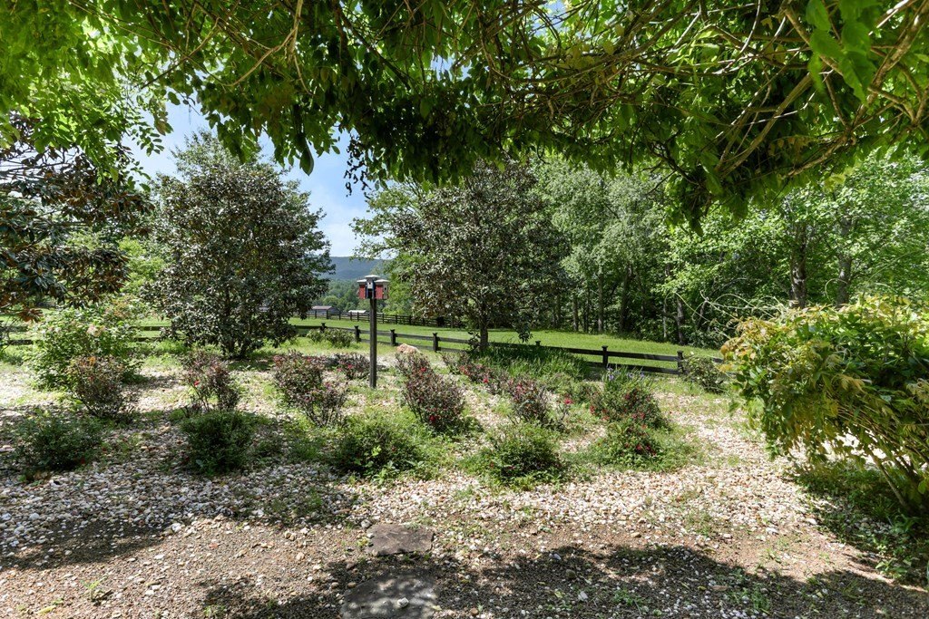 Hayesville, North Carolina, 28904, United States, 4 Bedrooms Bedrooms, ,4 BathroomsBathrooms,Residential,For Sale,1879650