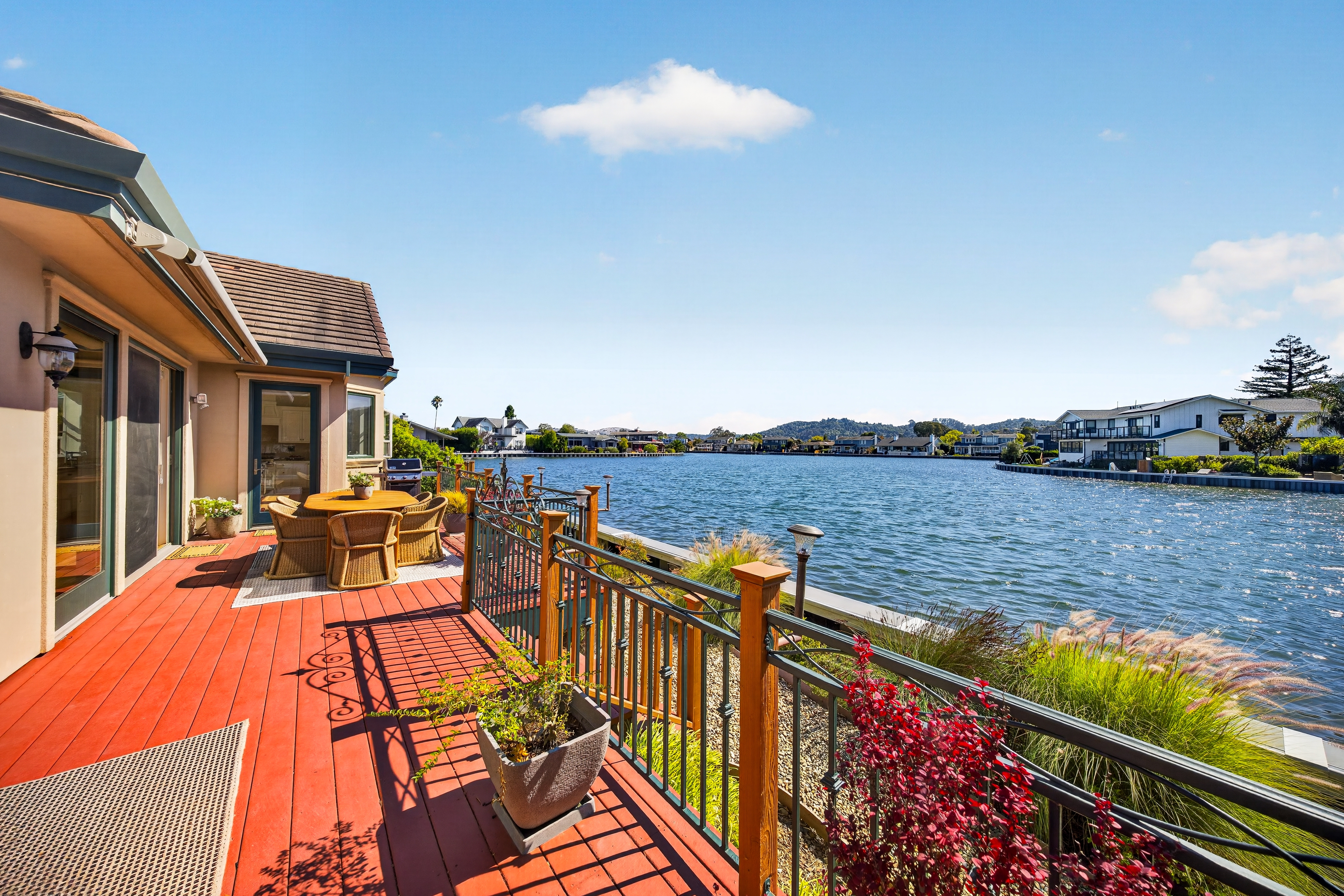  Waterfront Living on the Larkspur Lagoon - 物件實景