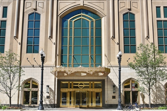 Chicago, Illinois, 60611, United States, 2 Bedrooms Bedrooms, ,3 BathroomsBathrooms,Residential,For Sale,1901320