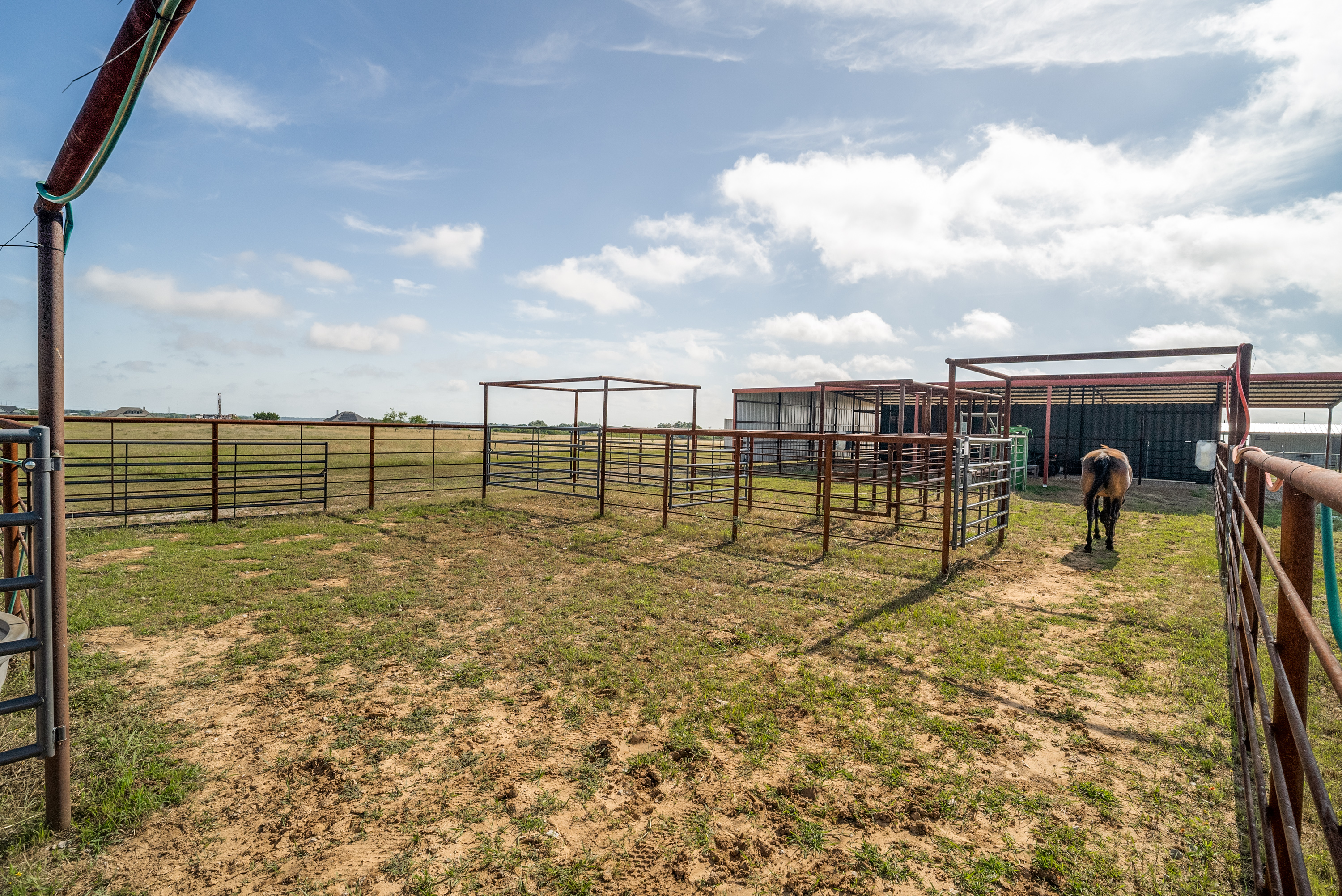  92.26 ACRES -FM 920 FRONTAGE - DEVELOPMENT PARCEL, WEATHERFORD, TEXAS 76088 - 物件實景