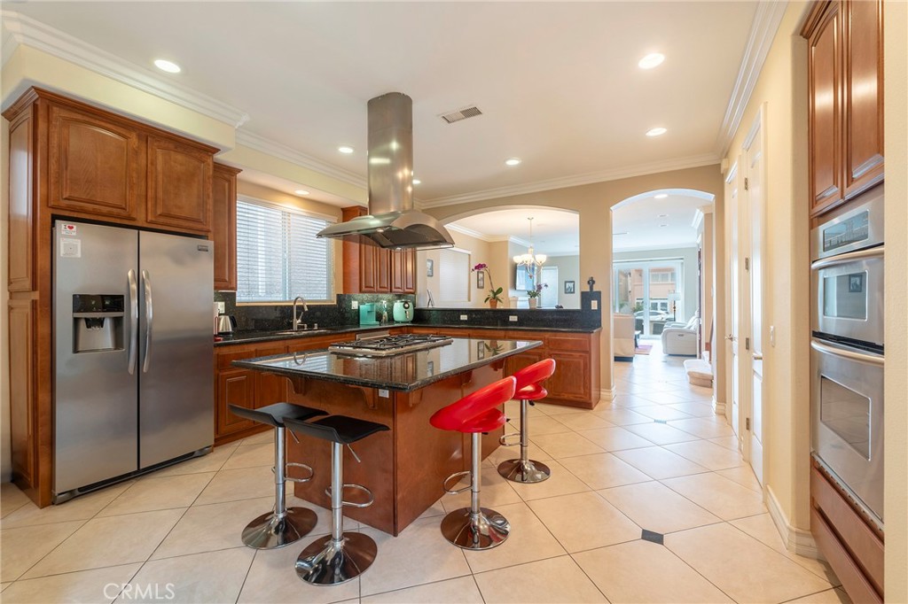 Huntington Beach, California, 92648, United States, 3 Bedrooms Bedrooms, ,4 BathroomsBathrooms,Residential,For Sale,1897780