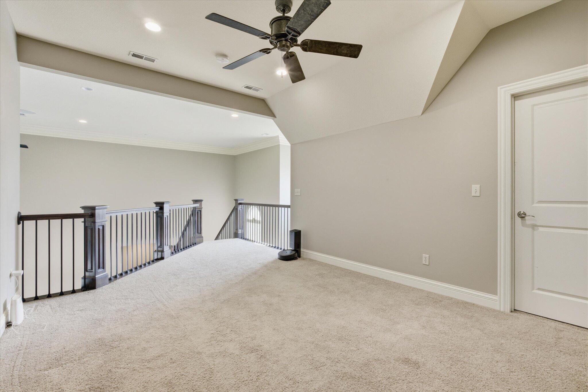 COLUMBIA, Missouri, 65203, United States, 4 Bedrooms Bedrooms, ,6 BathroomsBathrooms,Residential,For Sale,2013236