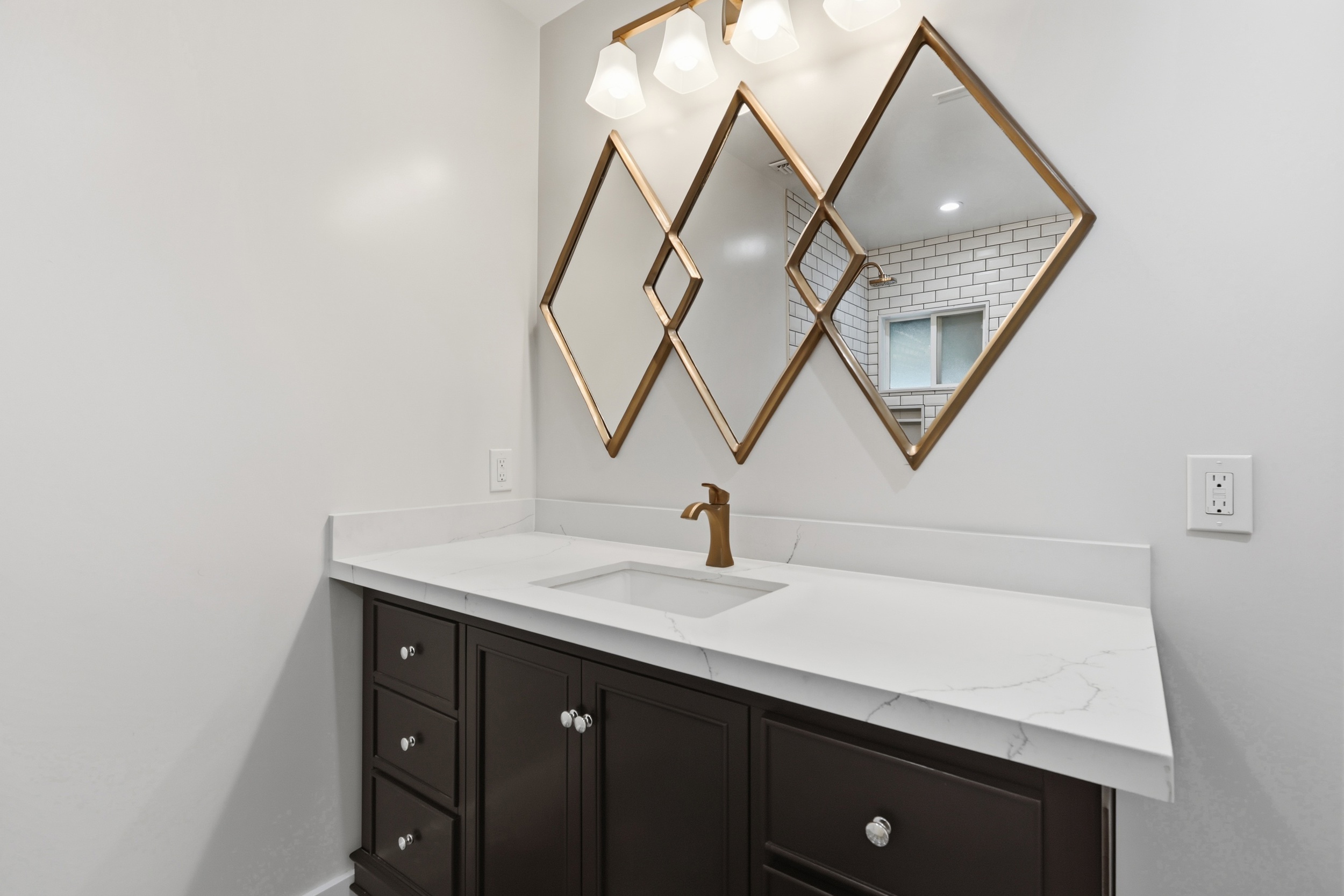  239 Mira Mar Avenue, Long Beach, CA 90803 - 物件實景