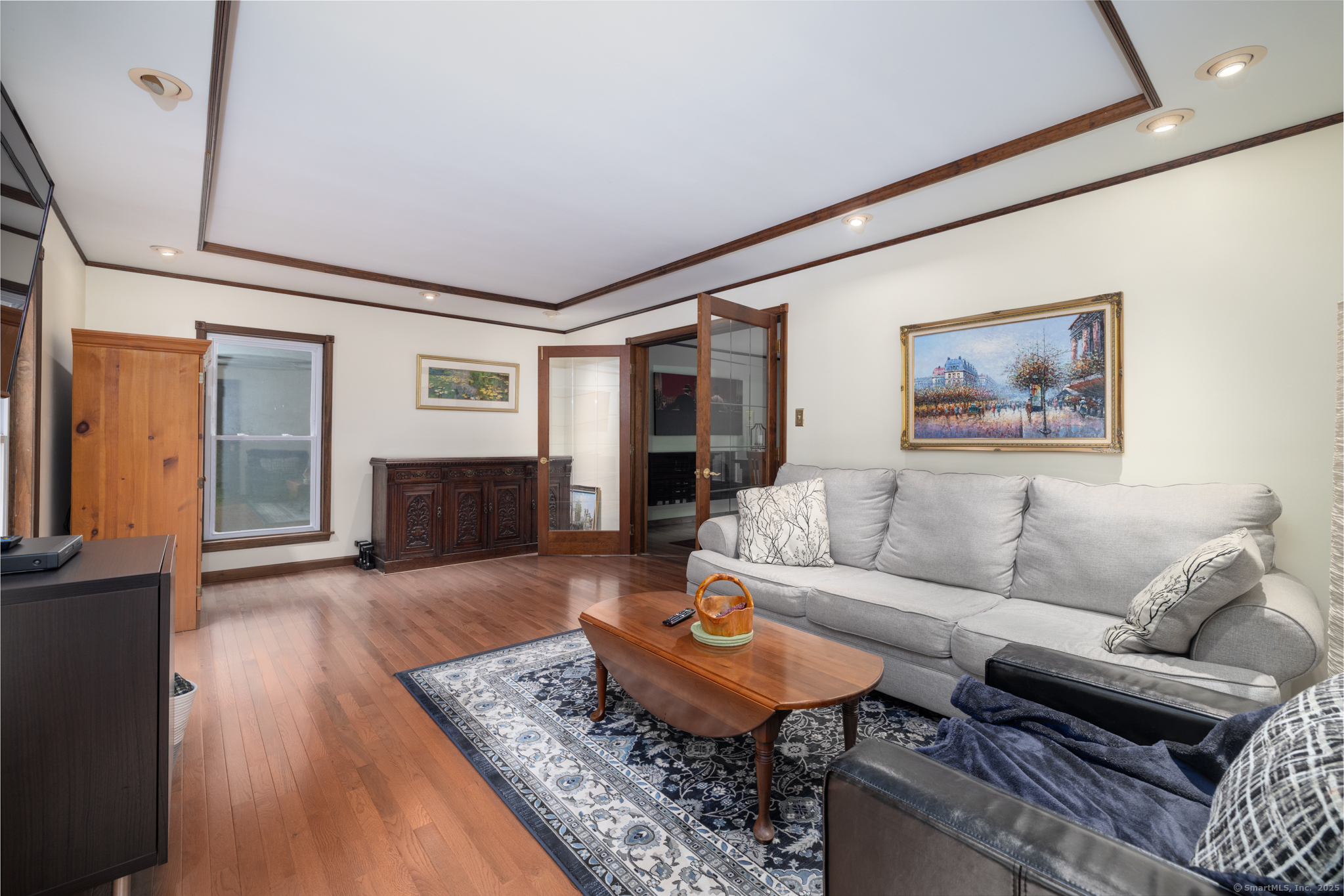 Litchfield, Connecticut, 06750, United States, 3 Bedrooms Bedrooms, ,3 BathroomsBathrooms,Residential,For Sale,1987794