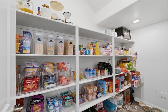 Fontana, California, 92336, United States, 4 Bedrooms Bedrooms, ,4 BathroomsBathrooms,Residential,For Sale,1981803