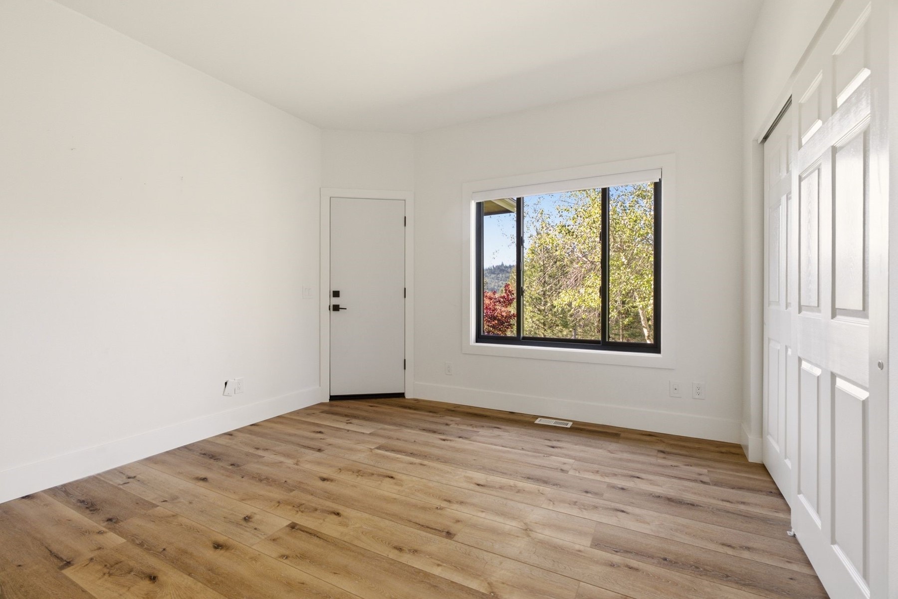  10988 W Thompson - 物件實景