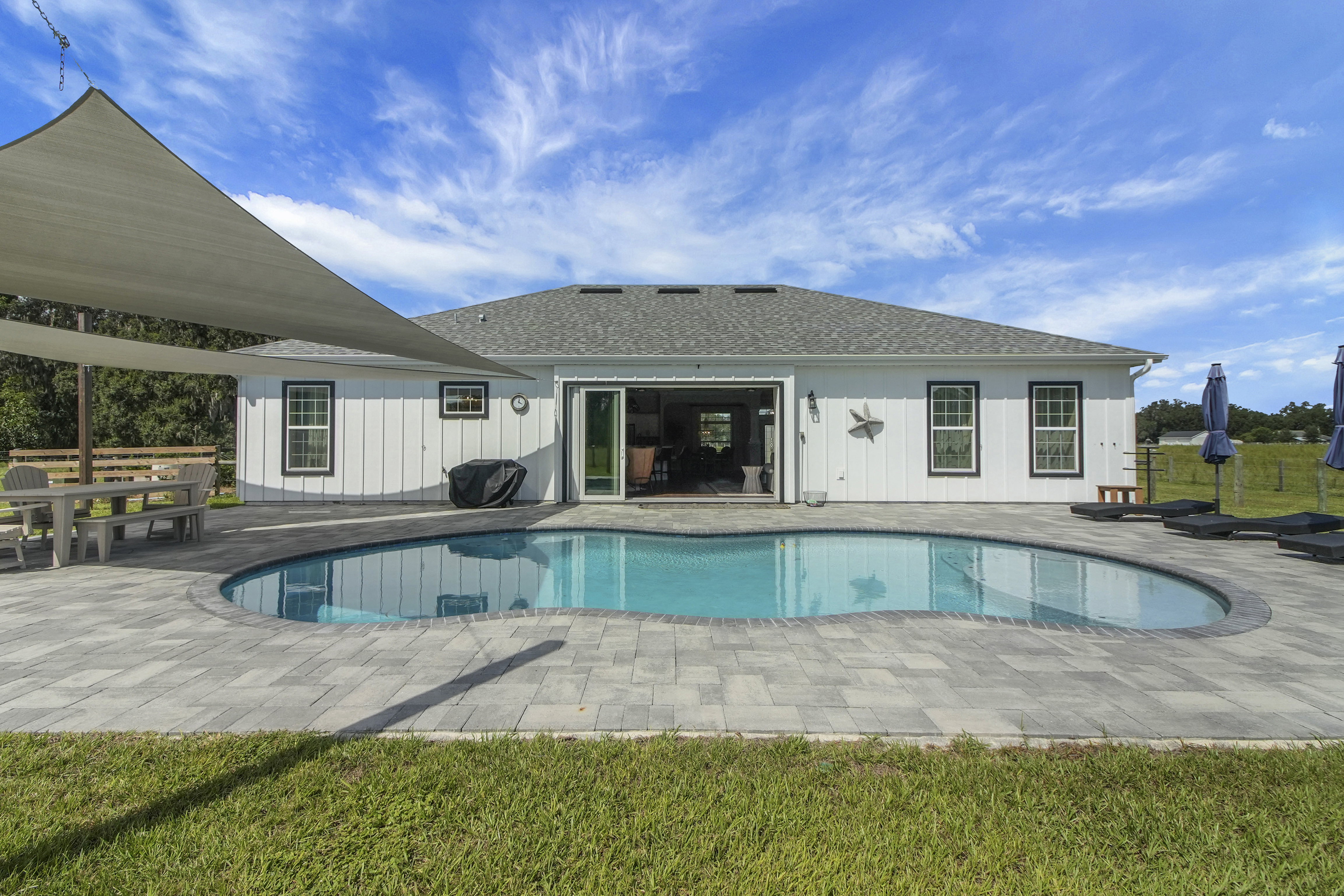 Oxford, Florida, 34484, United States, 4 Bedrooms Bedrooms, ,3 BathroomsBathrooms,Residential,For Sale,1983578