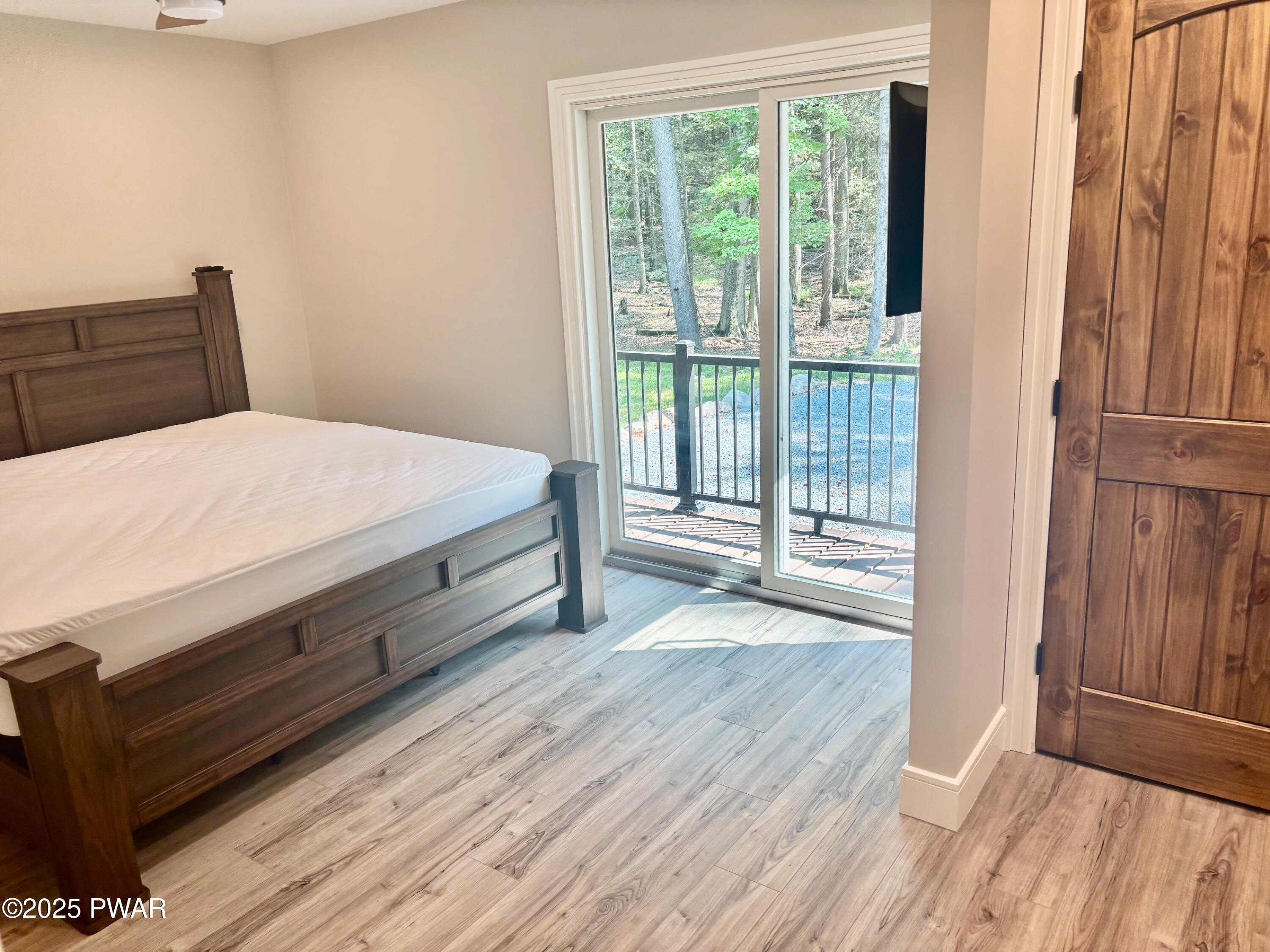Lake Ariel, Pennsylvania, 18436, United States, 4 Bedrooms Bedrooms, ,4 BathroomsBathrooms,Residential,For Sale,1943663