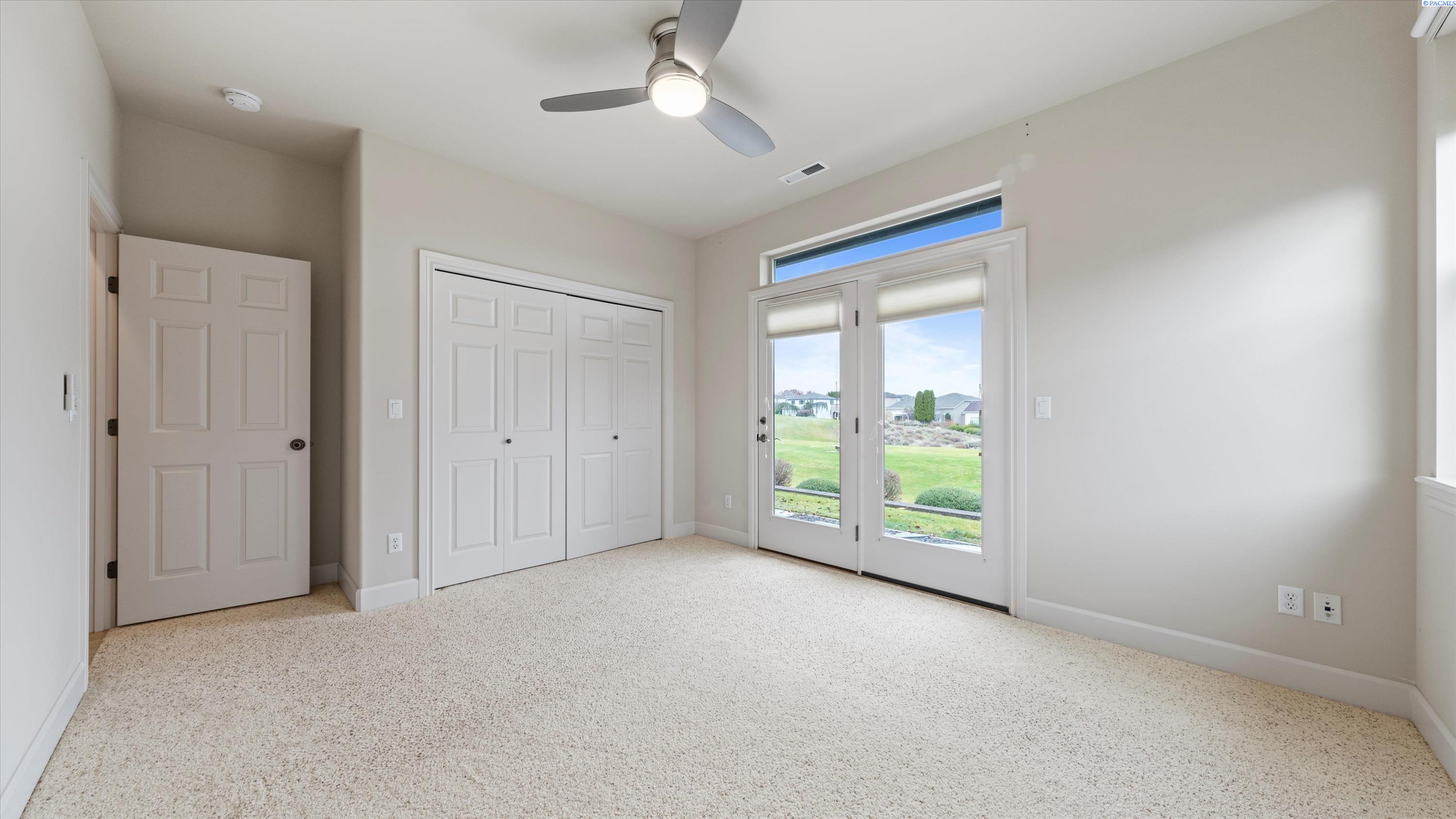 Richland, Washington, 99354, United States, 3 Bedrooms Bedrooms, ,3 BathroomsBathrooms,Residential,For Sale,1997405