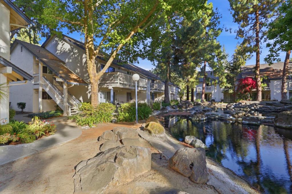 San Jose, California, 95122, United States, 2 Bedrooms Bedrooms, ,2 BathroomsBathrooms,Residential,For Sale,2038444