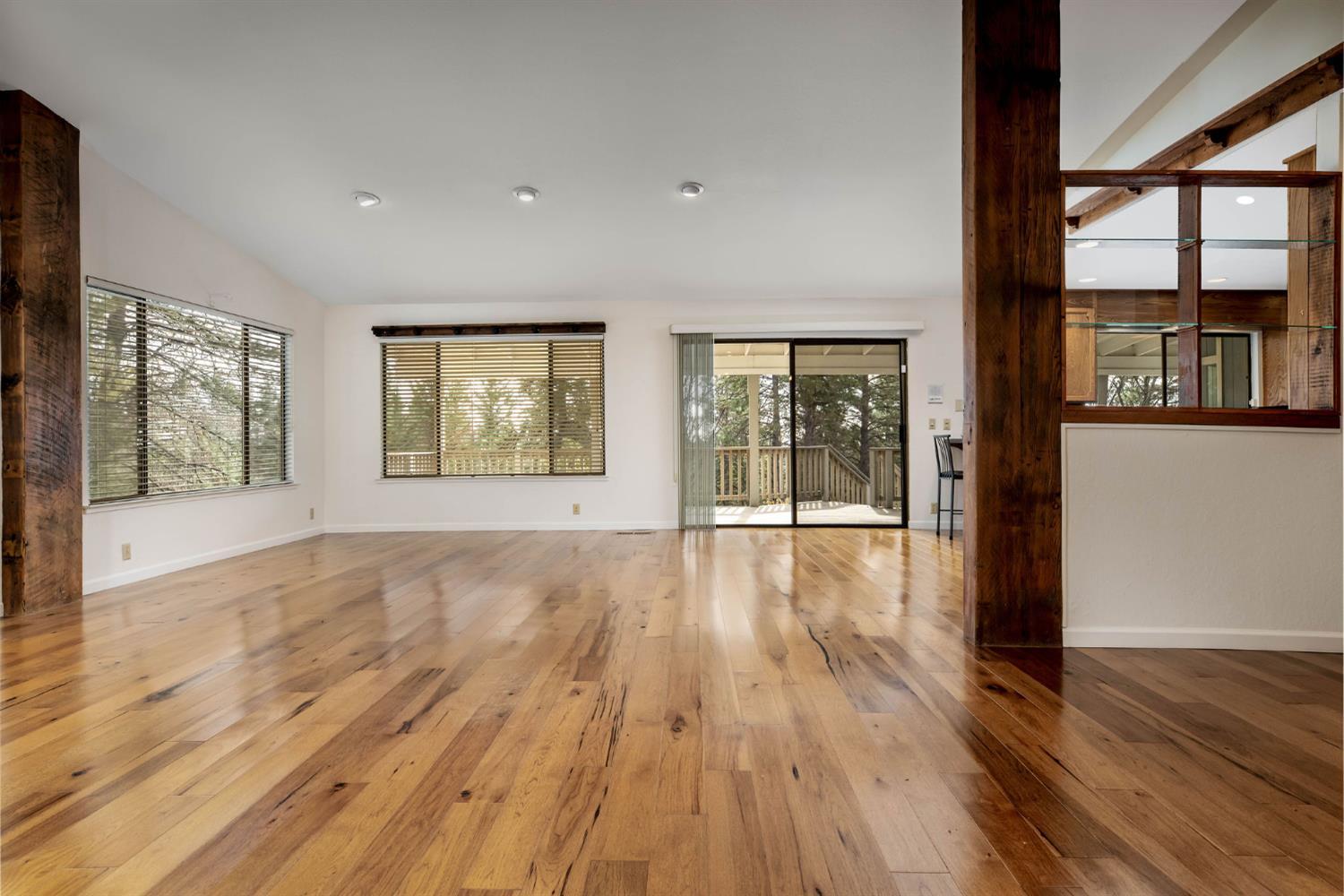 Grass Valley, California, 95949, United States, 4 Bedrooms Bedrooms, ,4 BathroomsBathrooms,Residential,For Sale,2015121