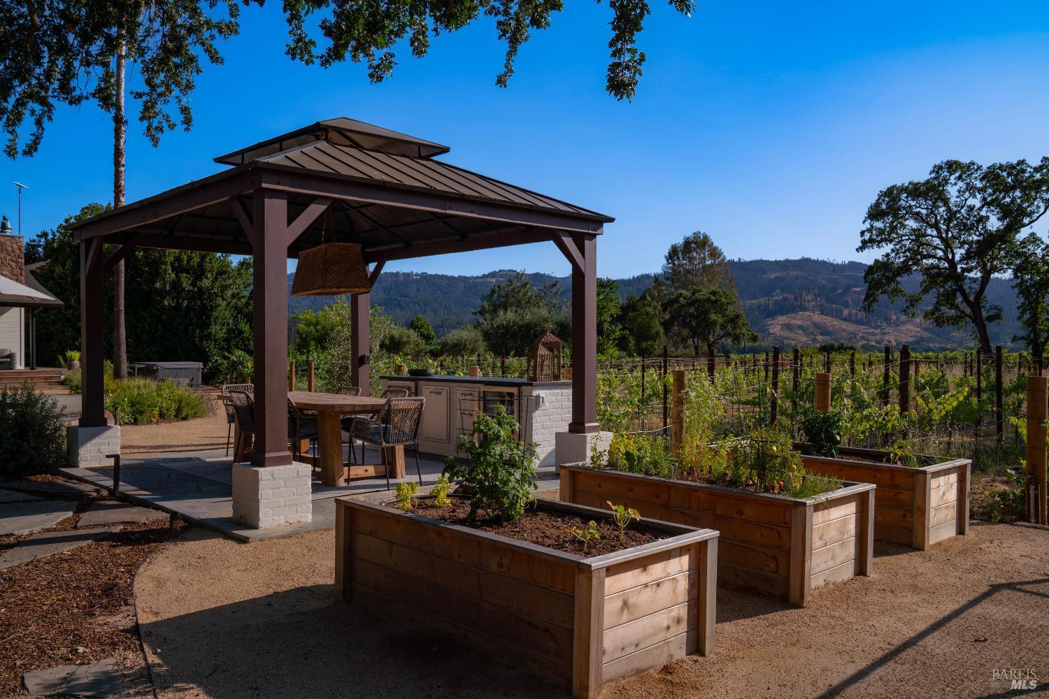 Calistoga, California, 94515, United States, 4 Bedrooms Bedrooms, ,5 BathroomsBathrooms,Residential,For Sale,1882697