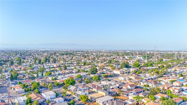 Los Angeles, California, 90002, United States, 3 Bedrooms Bedrooms, ,2 BathroomsBathrooms,Residential,For Sale,1928676