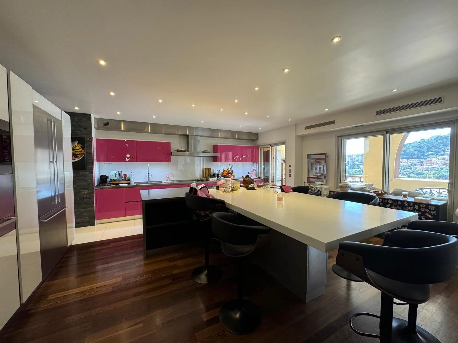Monaco, 98000, MC, 4 Bedrooms Bedrooms, ,4 BathroomsBathrooms,Residential,For Sale,1571384