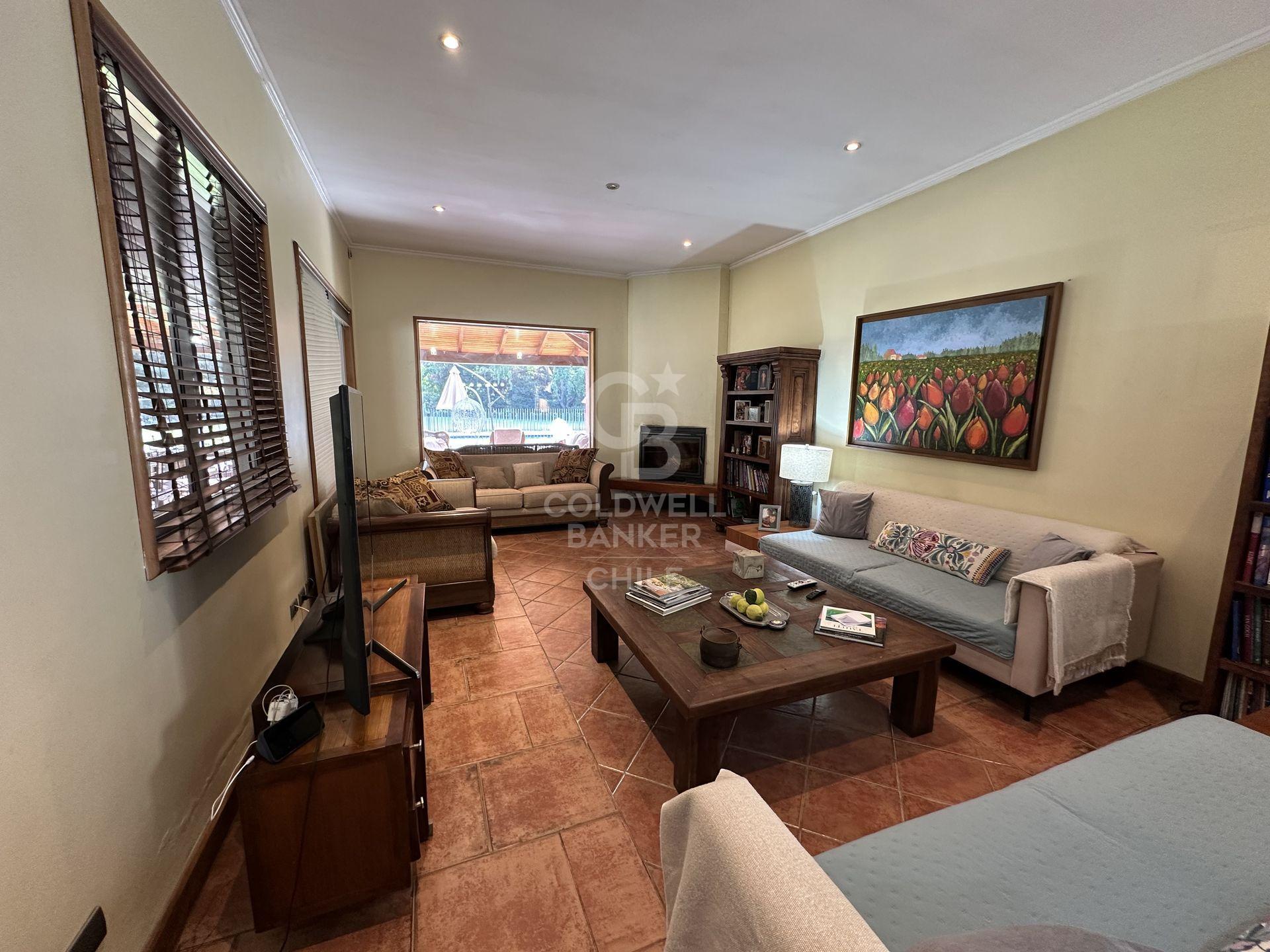 Colina, Chile, 4 Bedrooms Bedrooms, ,4 BathroomsBathrooms,Residential,For Sale,1760633