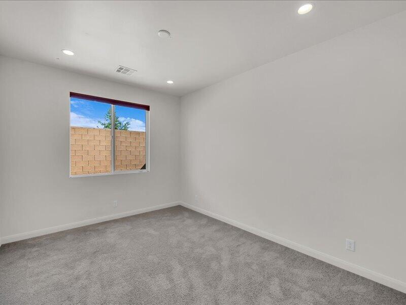 St George, Utah, 84790, United States, 4 Bedrooms Bedrooms, ,Residential,For Sale,1847671