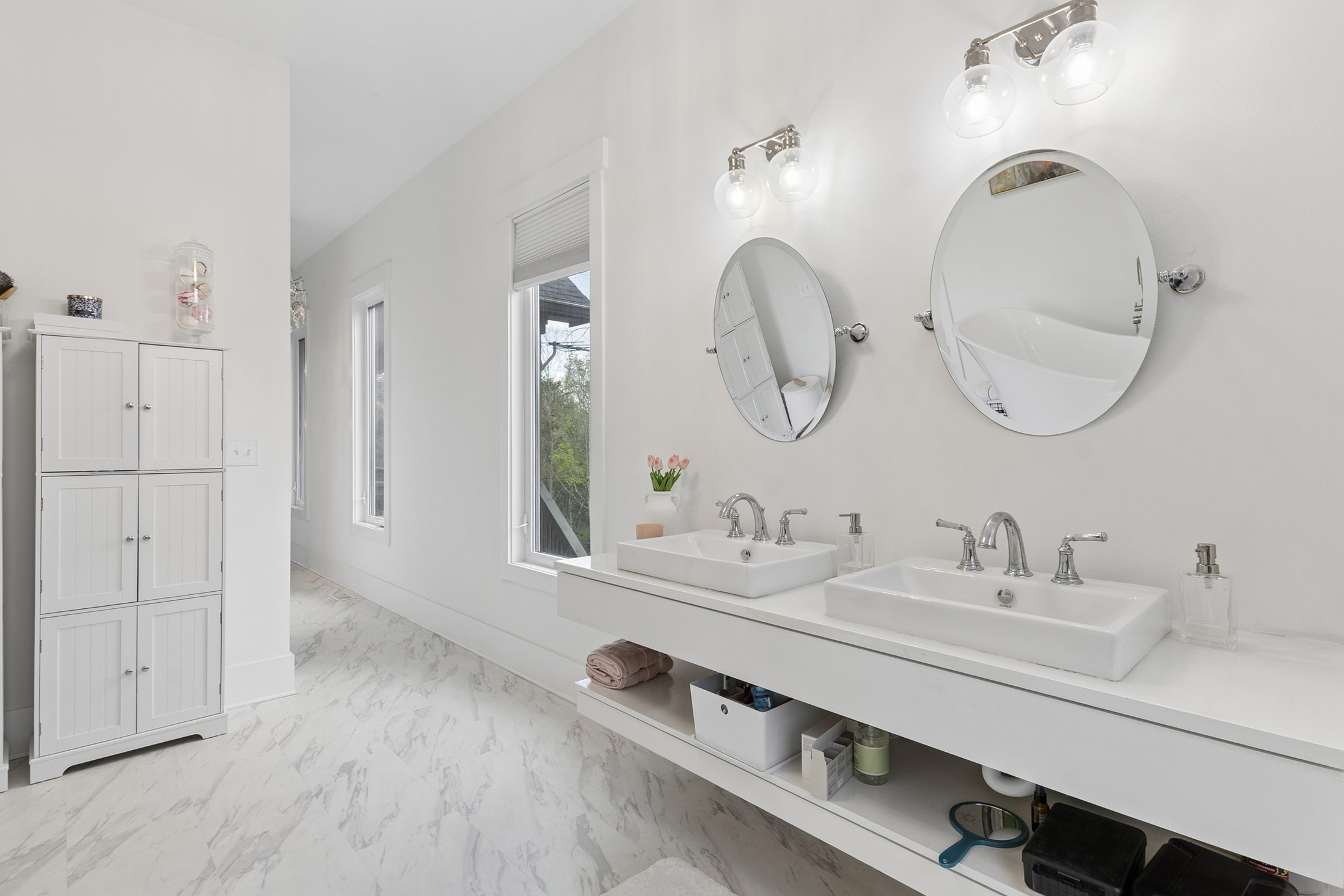  Extraordinary Custom-Built 2019 Barndominium-Inspired Residence - 物件實景