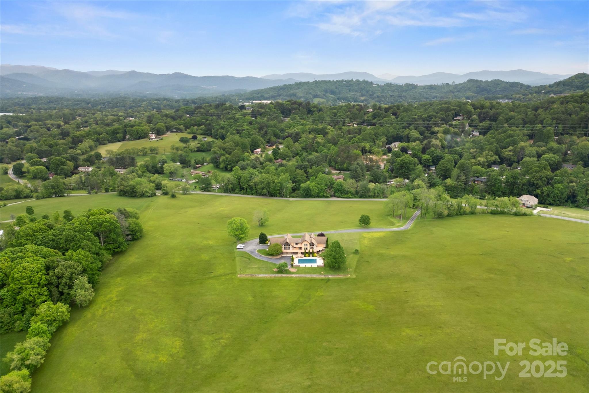 Asheville, North Carolina, 28806, United States, 4 Bedrooms Bedrooms, ,7 BathroomsBathrooms,Residential,For Sale,2001190