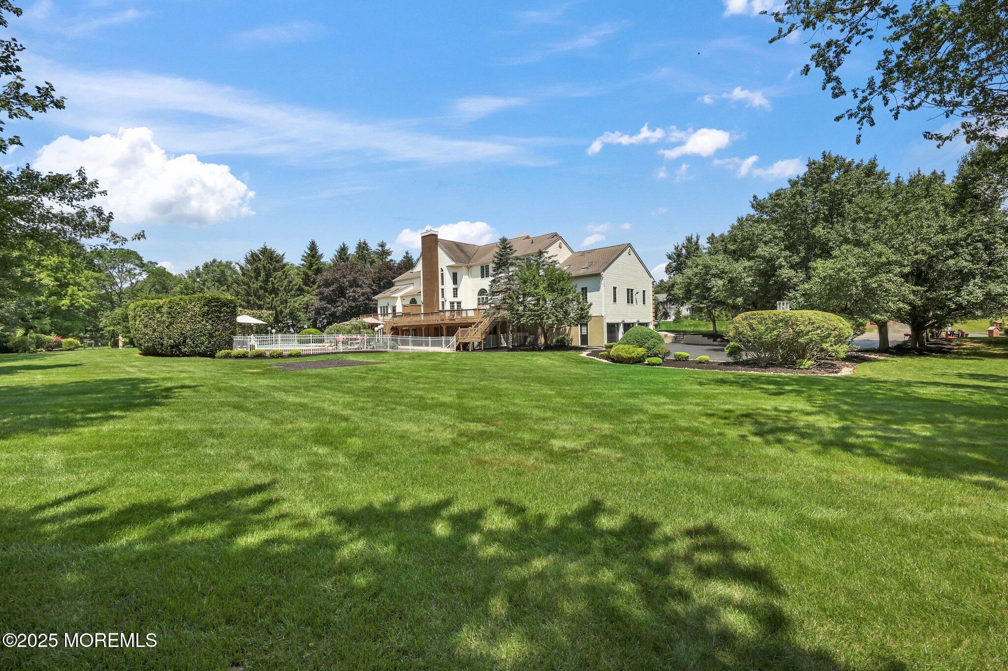 Manalapan, New Jersey, 07726, United States, 5 Bedrooms Bedrooms, ,7 BathroomsBathrooms,Residential,For Sale,1979083