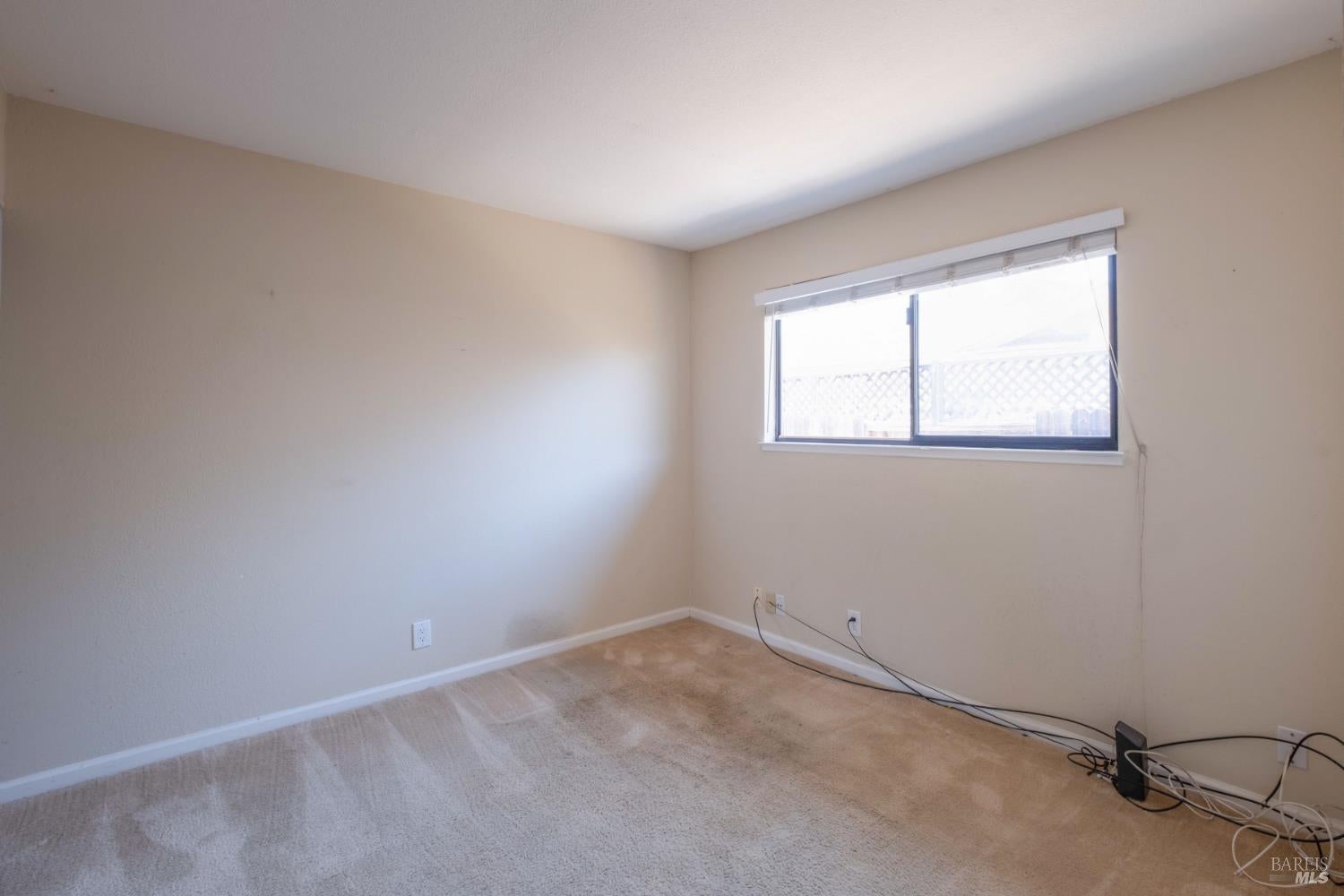 Vallejo, California, 94589, United States, 4 Bedrooms Bedrooms, ,2 BathroomsBathrooms,Residential,For Sale,1948983