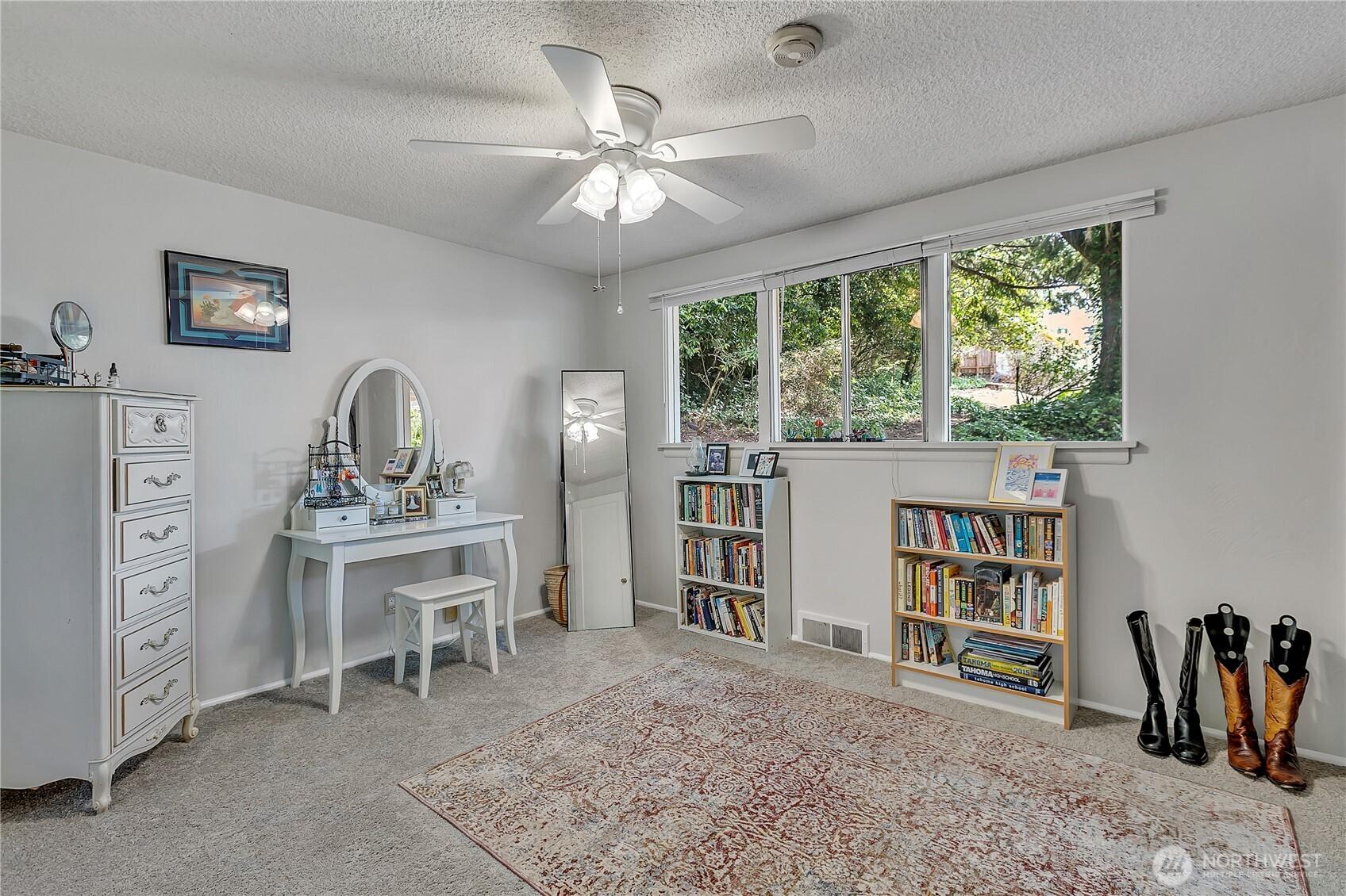 UNIVERSITY PLACE, Washington, 98466, United States, 2 Bedrooms Bedrooms, ,2 BathroomsBathrooms,Residential,For Sale,1969350