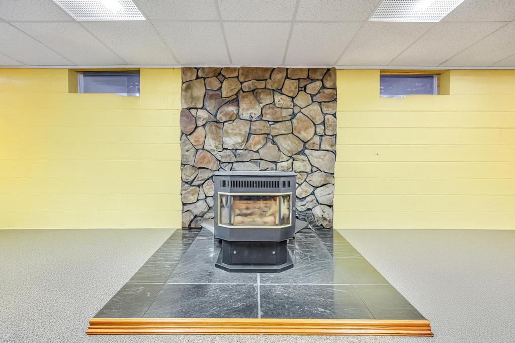 Islip Terrace, New York, 11752, United States, 3 Bedrooms Bedrooms, ,3 BathroomsBathrooms,Residential,For Sale,1898888
