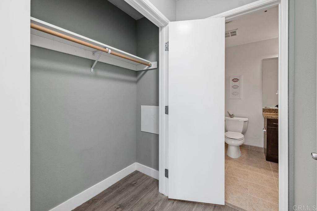 San Diego, California, 92101, United States, 1 Bedroom Bedrooms, ,1 BathroomBathrooms,Residential,For Sale,1898272