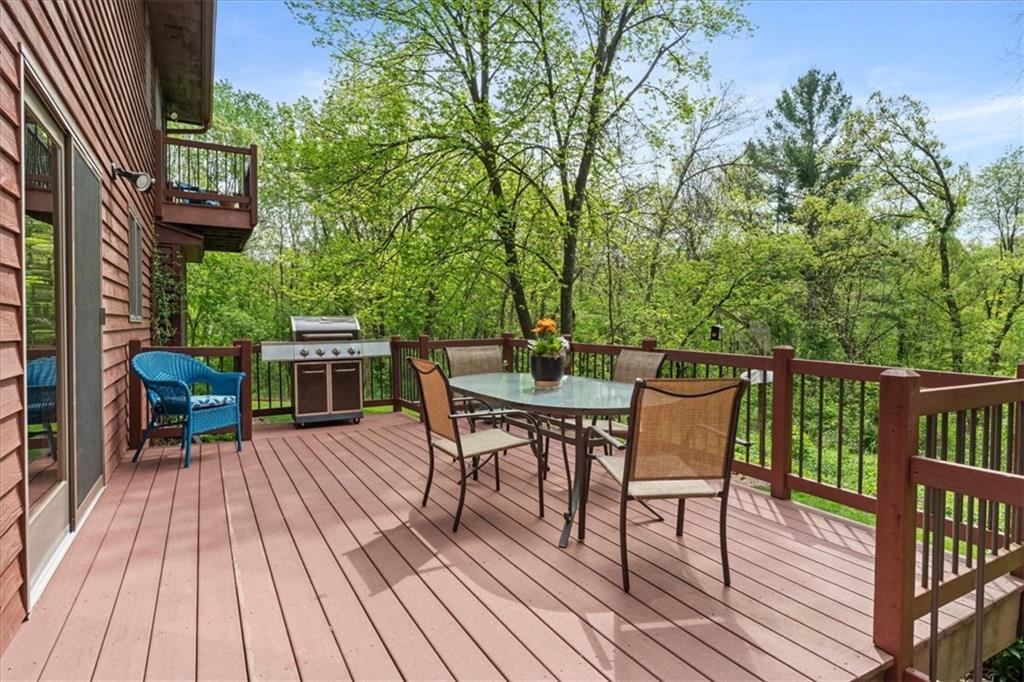 New Richmond, Wisconsin, 54017, United States, 3 Bedrooms Bedrooms, ,3 BathroomsBathrooms,Residential,For Sale,1826974