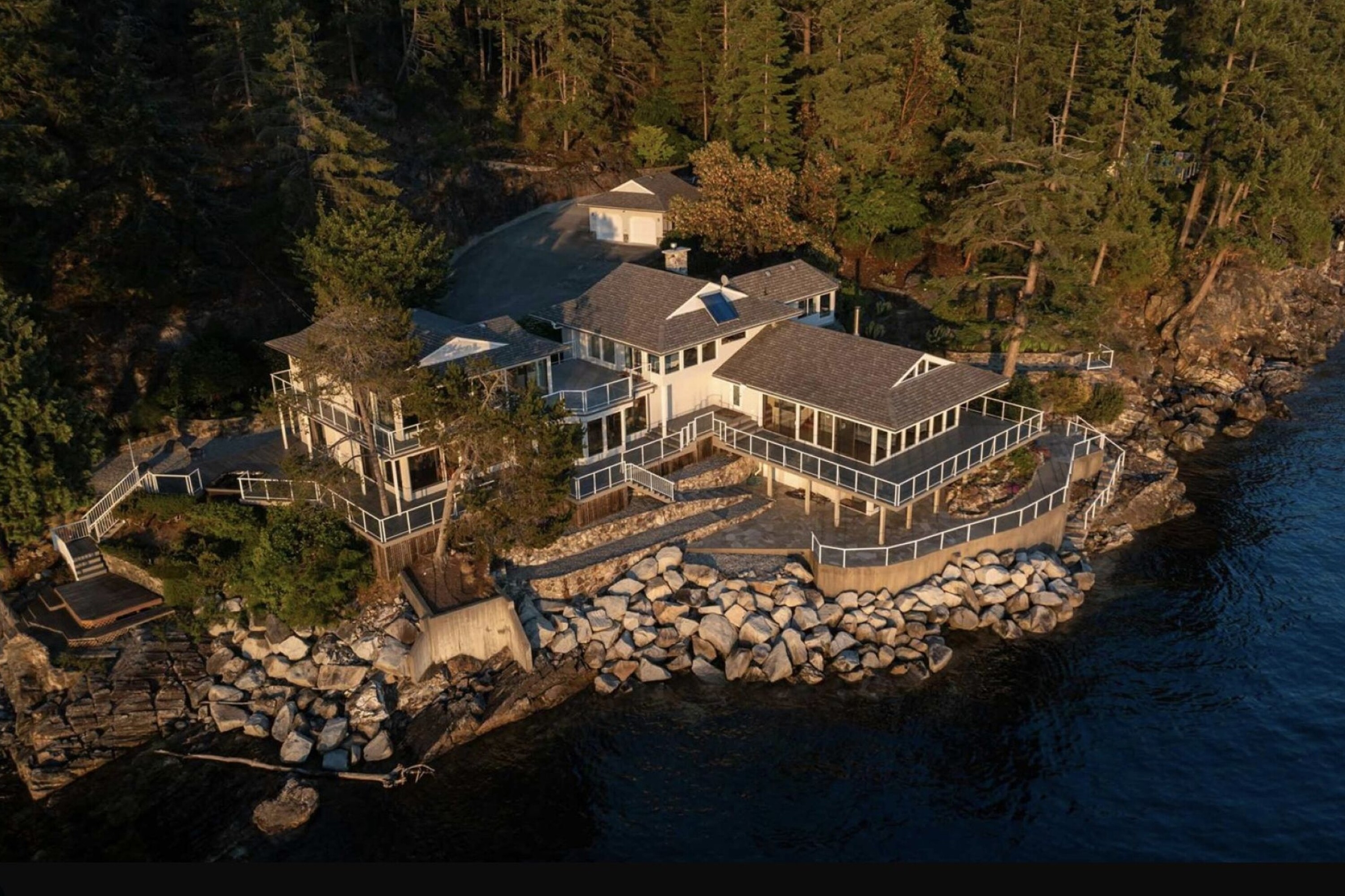 Once-in-a-Generation Estate