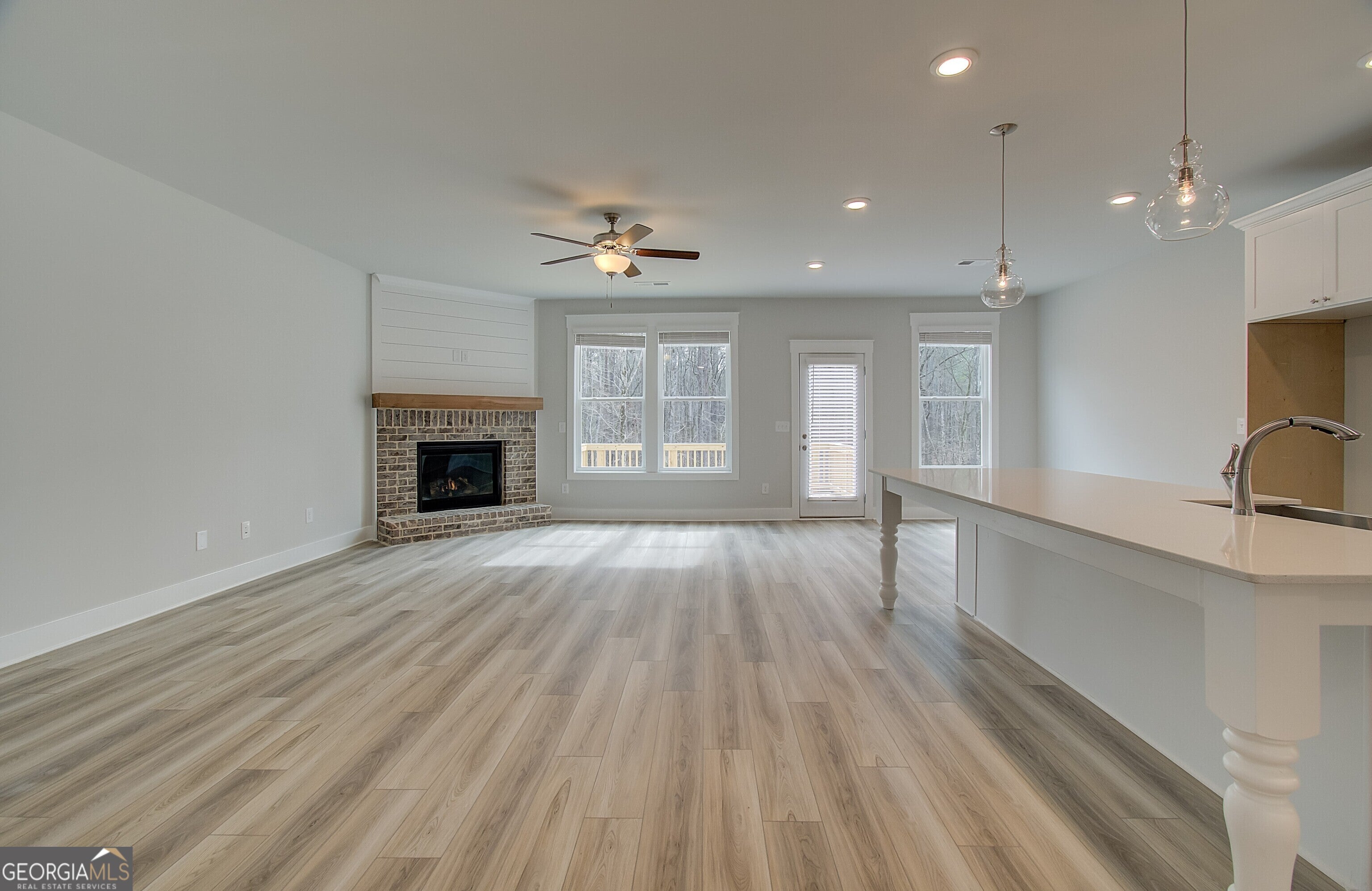 Senoia, Georgia, 30276, United States, 4 Bedrooms Bedrooms, ,4 BathroomsBathrooms,Residential,For Sale,2008995