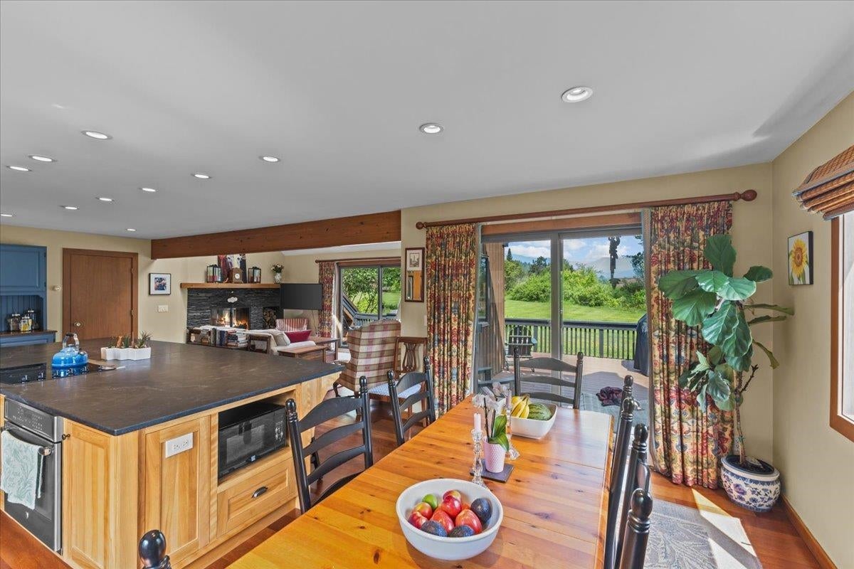 Stowe, Vermont, 05672, United States, 4 Bedrooms Bedrooms, ,3 BathroomsBathrooms,Residential,For Sale,1867745