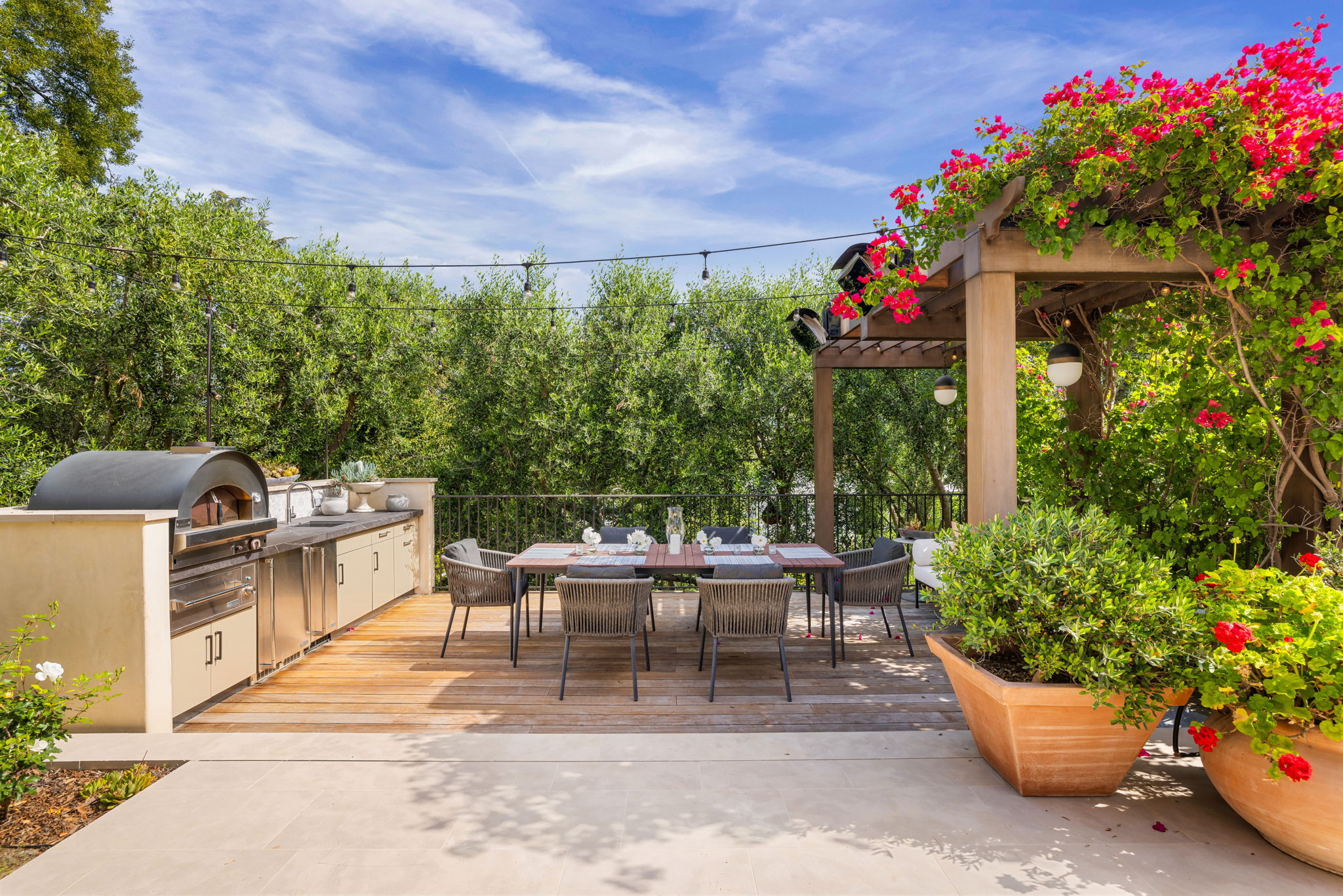  182 North Carmelina Avenue - 物件實景