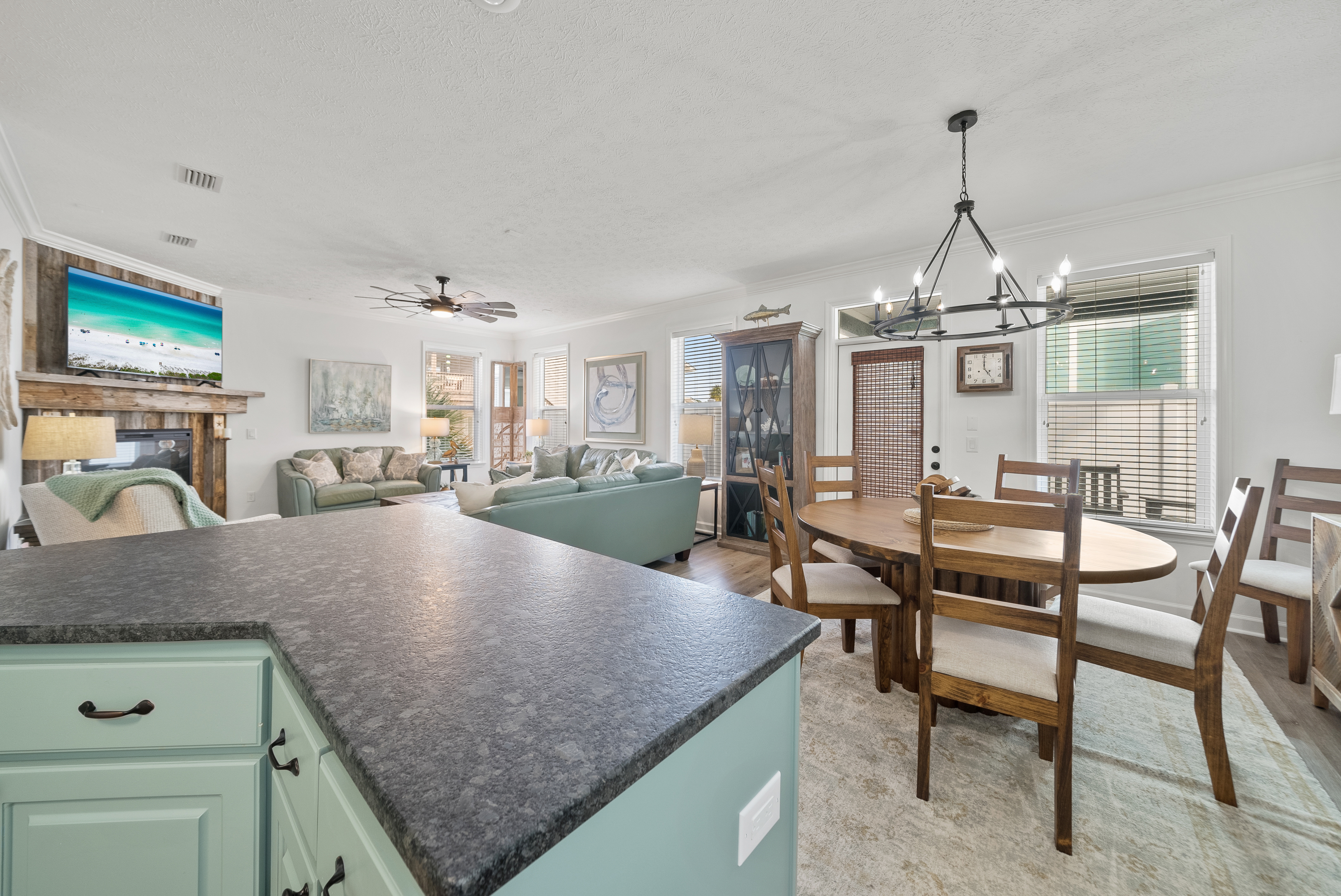  Gulf-View Coastal Retreat With Private Pool and Indoor-Outdoor Bar - 物件實景